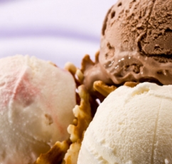 ice cream puerto marina benalmadena