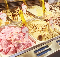 ice cream puerto marina benalmadena